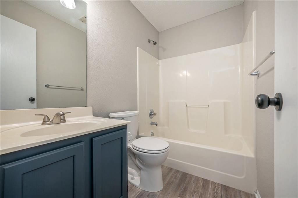212 NW Parker Drive — photo 15