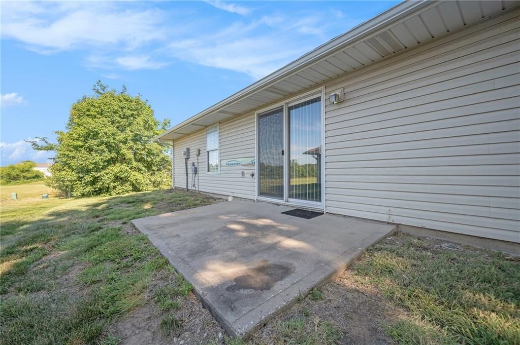212 NW Parker Drive — photo 19