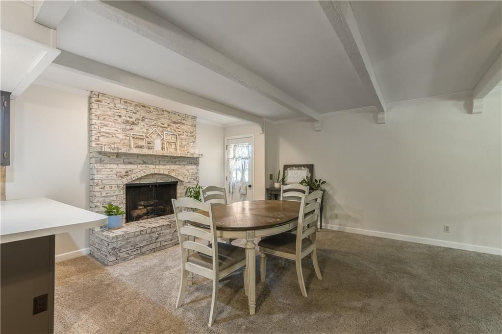 603 Montgomery Street — photo 15