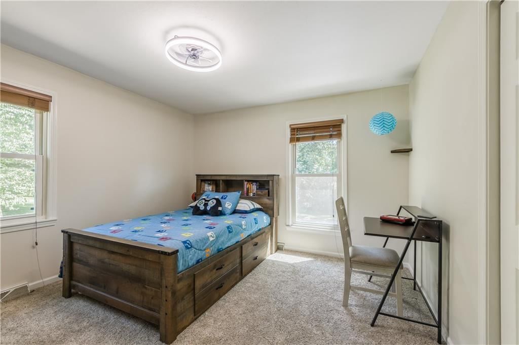 603 Montgomery Street — photo 24