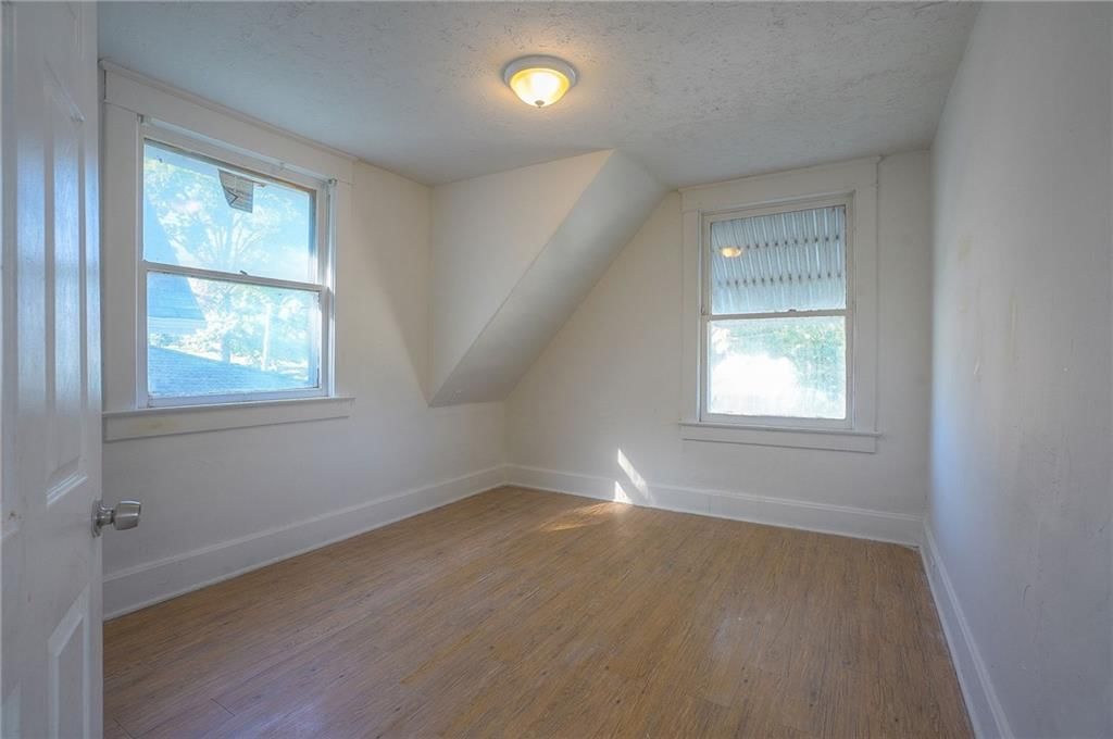 203 N Thorpe Street — photo 19