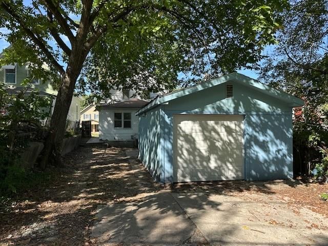 203 N Thorpe Street — photo 26