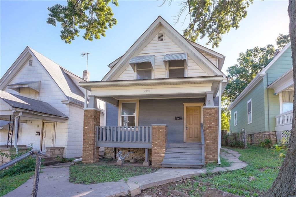 203 N Thorpe Street — photo 32