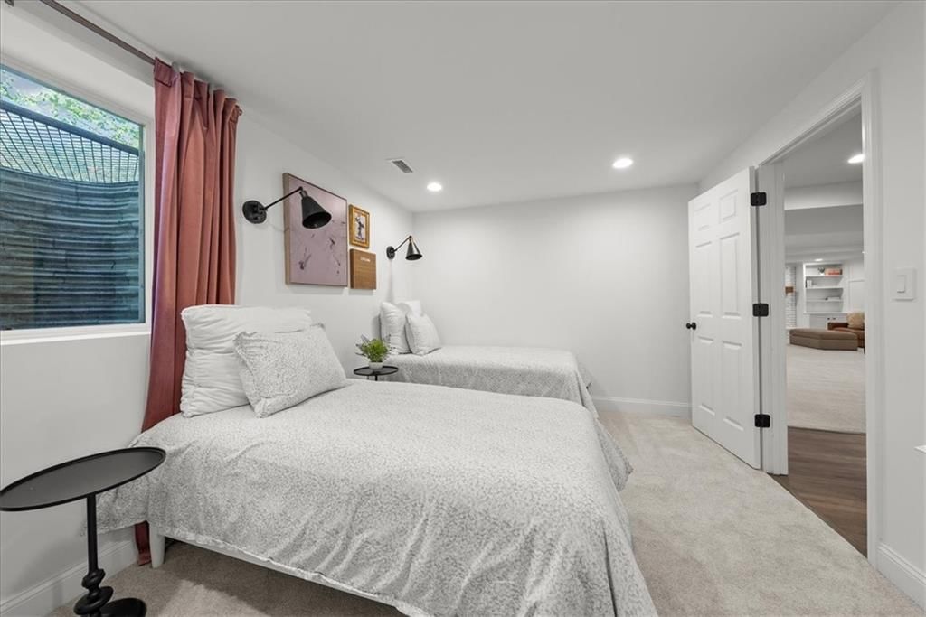 12727 Sagamore Road — photo 49