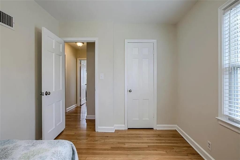 8018 Belleview Avenue — photo 17