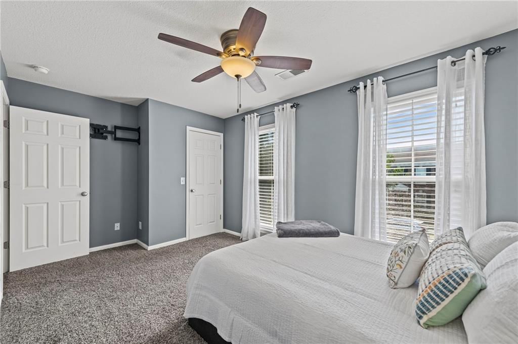 8123 N Oakley Avenue — photo 14