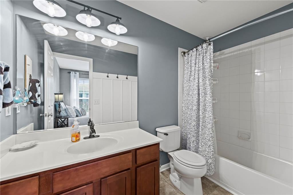 8123 N Oakley Avenue — photo 16