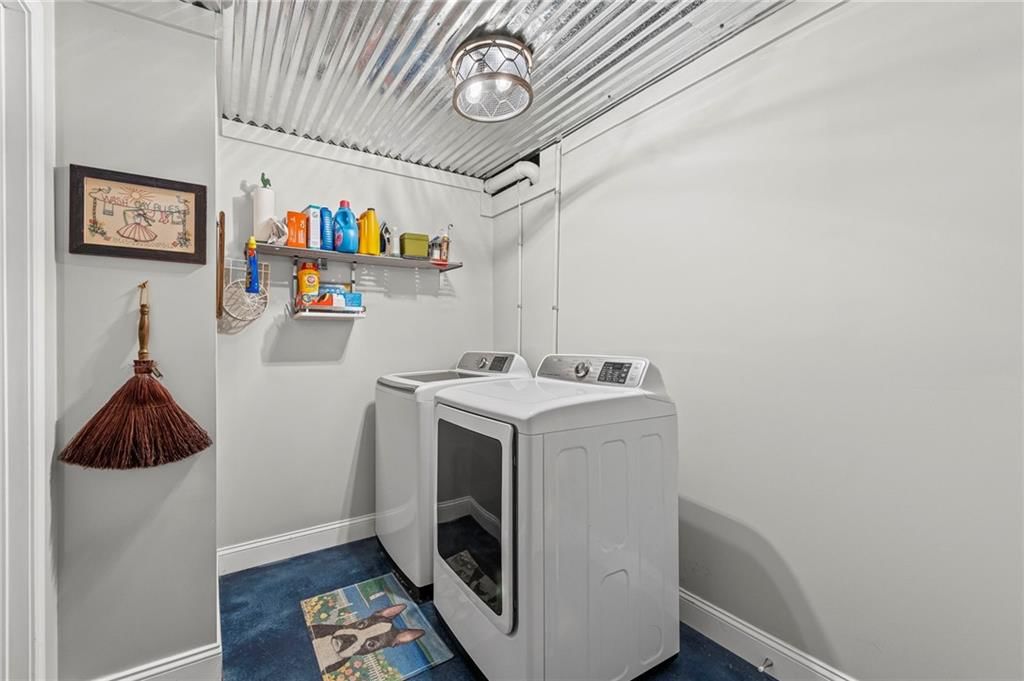 8123 N Oakley Avenue — photo 25