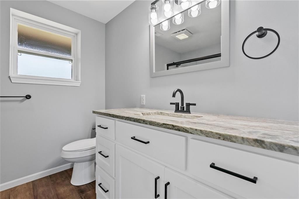 812 W Royle Street — photo 21