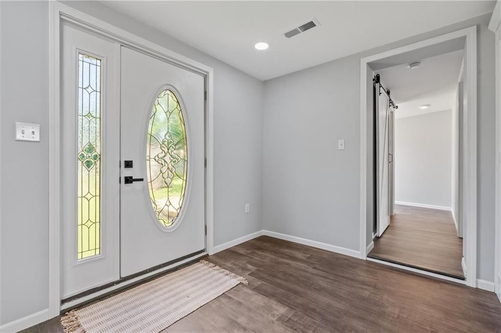 812 W Royle Street — photo 22