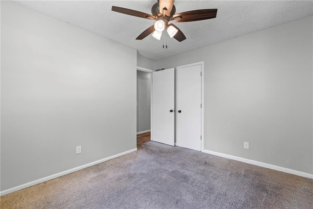 1138 S Willow Street — photo 16