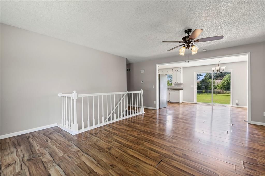 1138 S Willow Street — photo 5