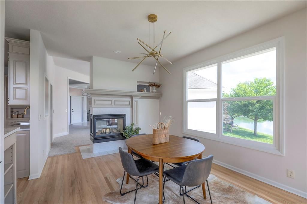 129 SE Chelsea Drive — photo 8
