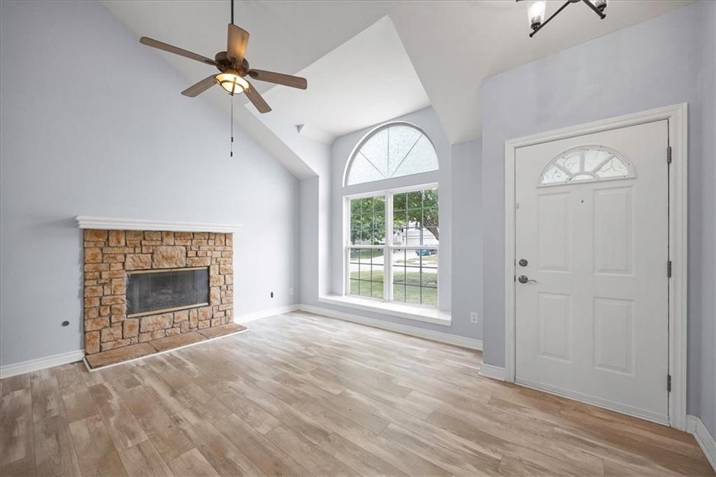 17555 W 111th Court — photo 4