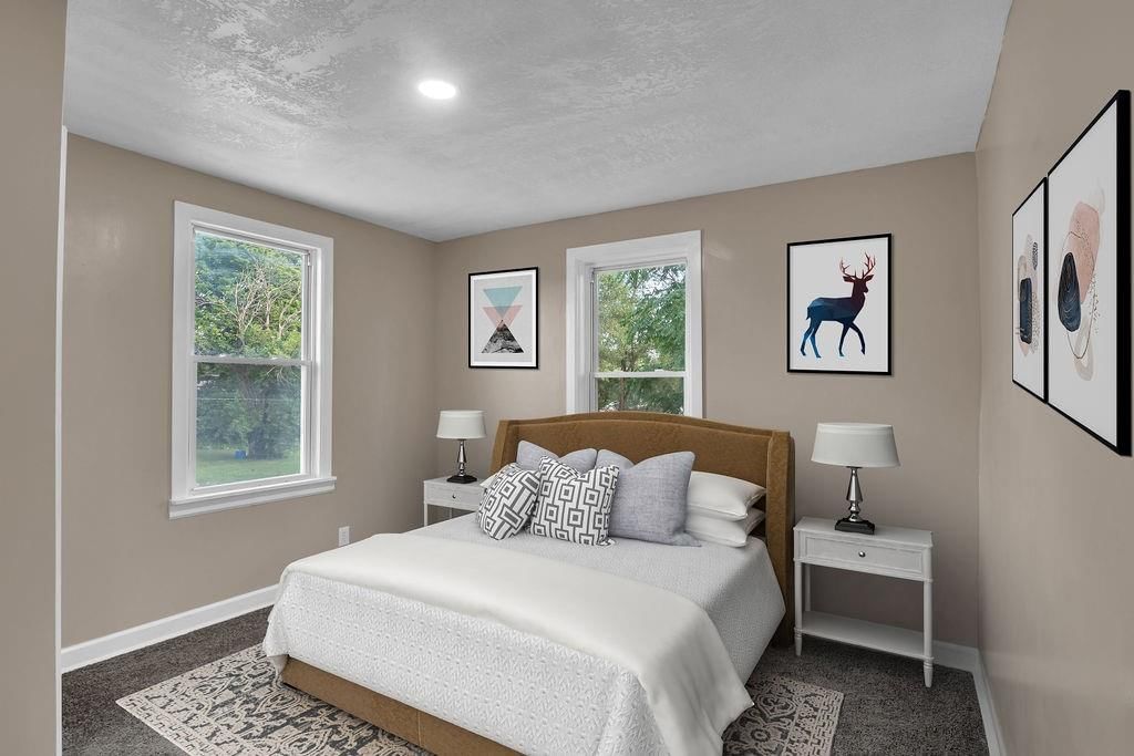 2406 Kensington Avenue — photo 20