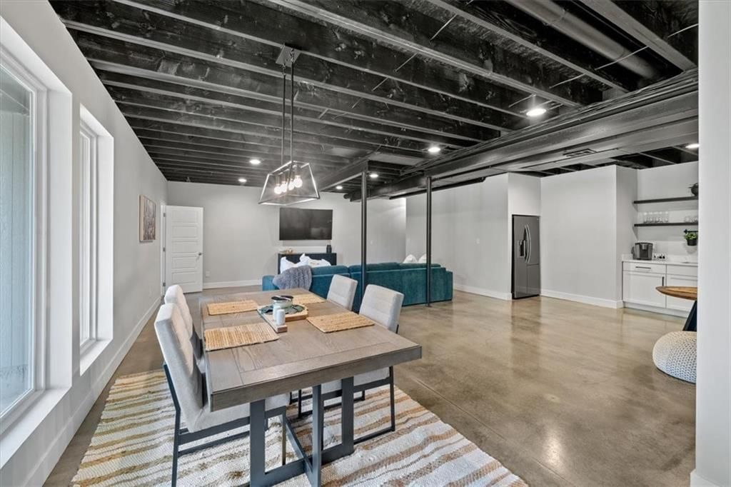 1072 N Sumac Street — photo 22