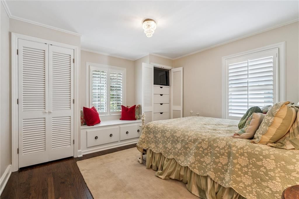 2116 W 50 Terrace — photo 32