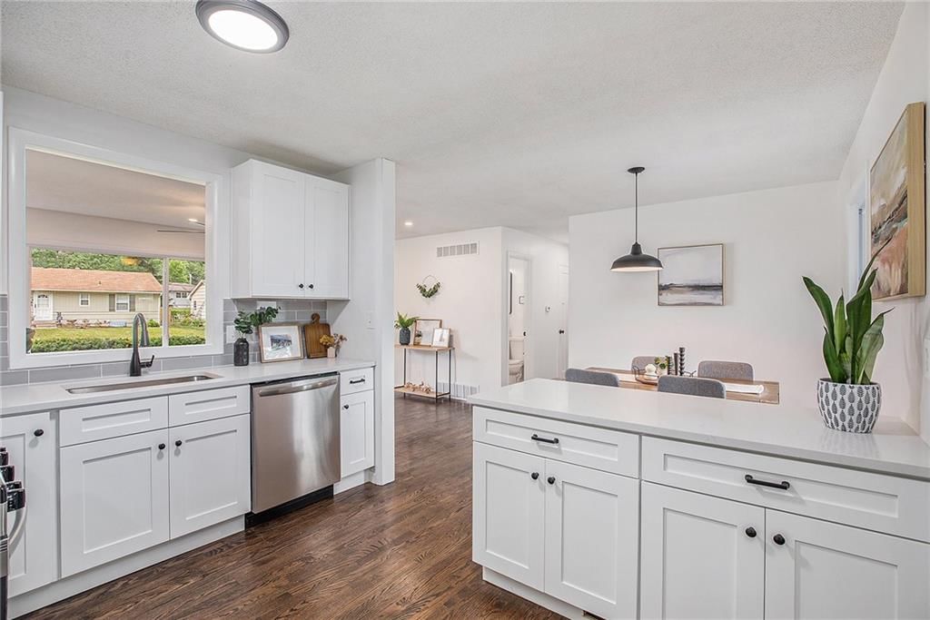 11410 Jackson Avenue — photo 13