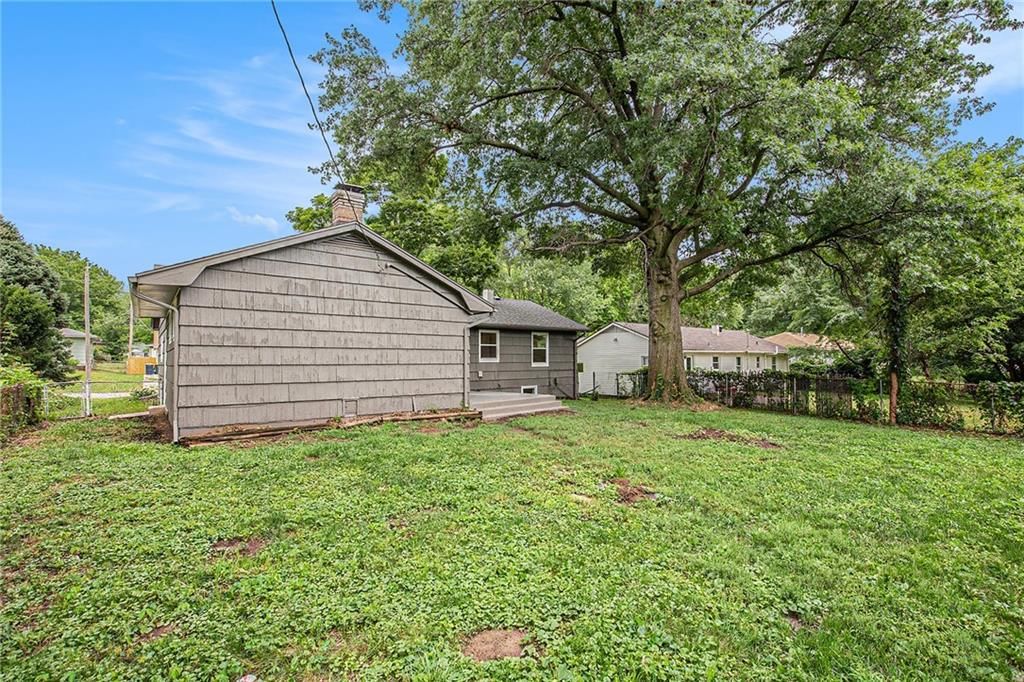 11410 Jackson Avenue — photo 33