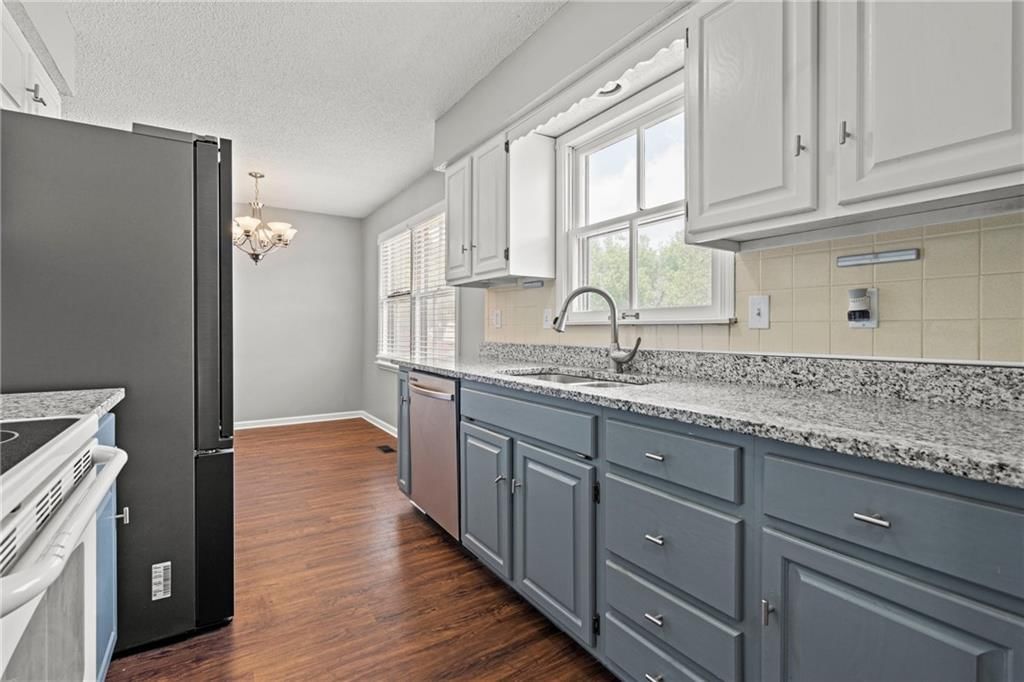 1401 W Prairie Street — photo 8