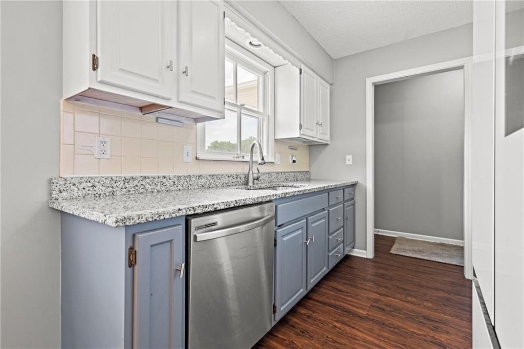 1401 W Prairie Street — photo 9