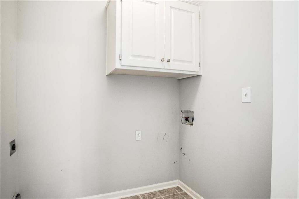 560 S Juniper Street — photo 13
