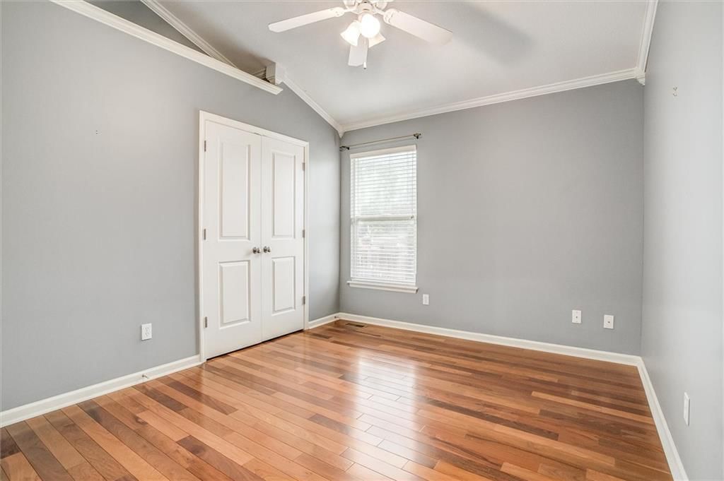 560 S Juniper Street — photo 10