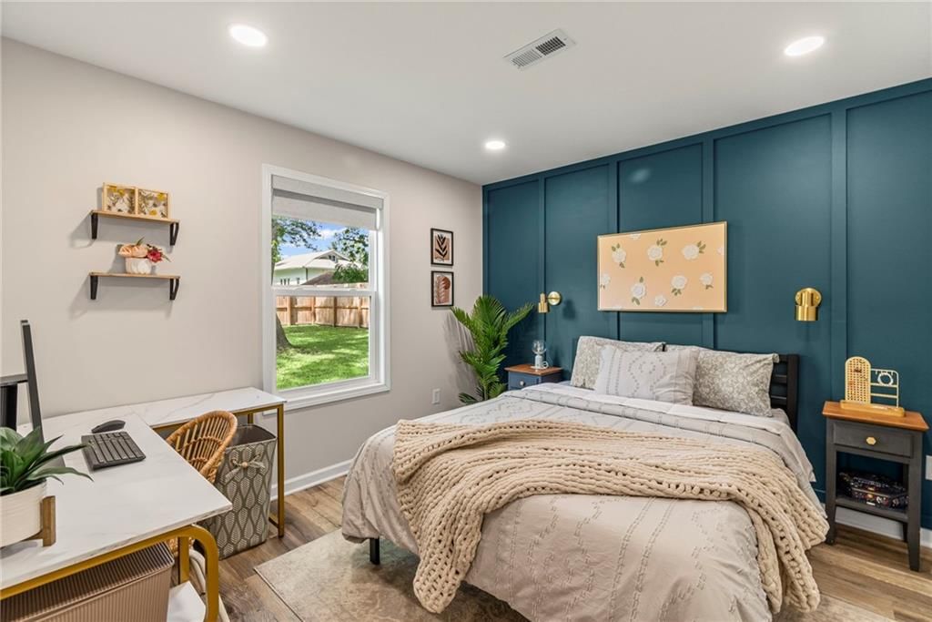 521 E Bird Street — photo 16