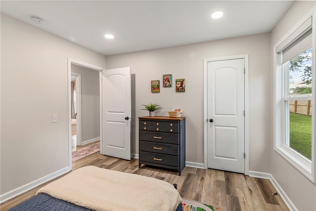 521 E Bird Street — photo 19