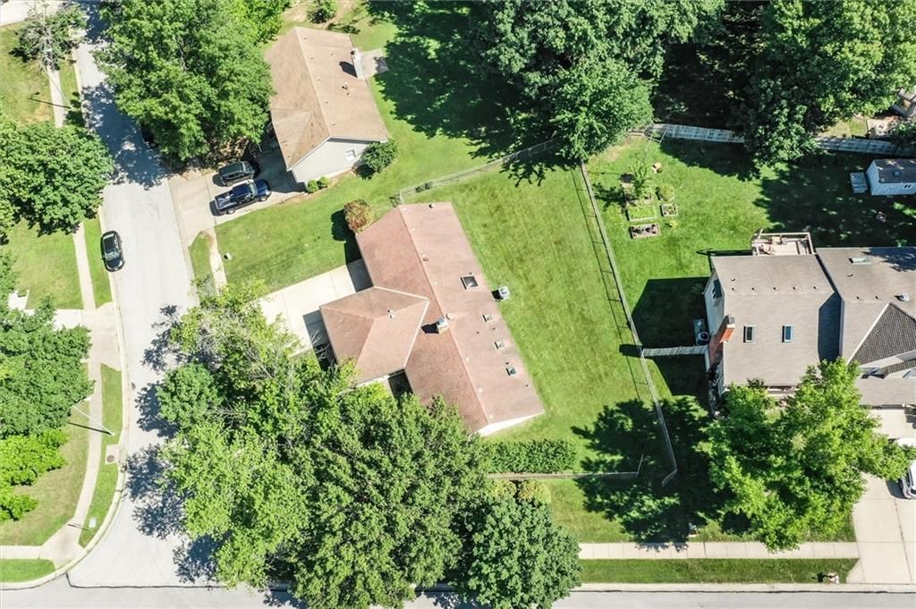 5601 NW Platte Purchase Drive — photo 29