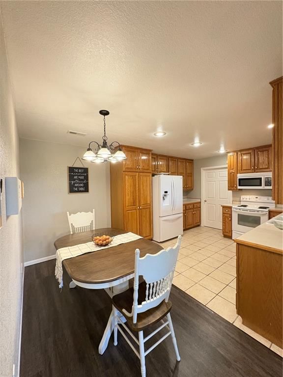 12155 NE 1069 Road — photo 9