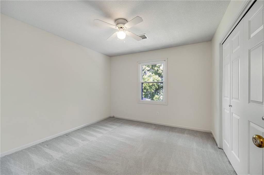 1541 NE Tawny Drive — photo 18