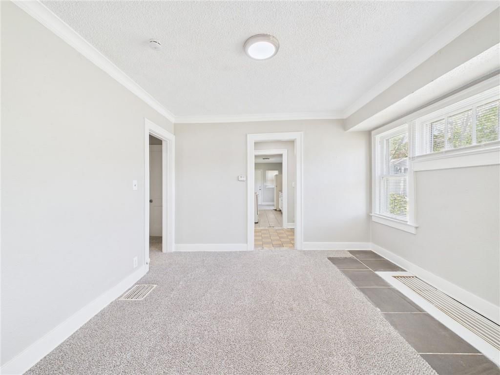3904 Bales Avenue — photo 2