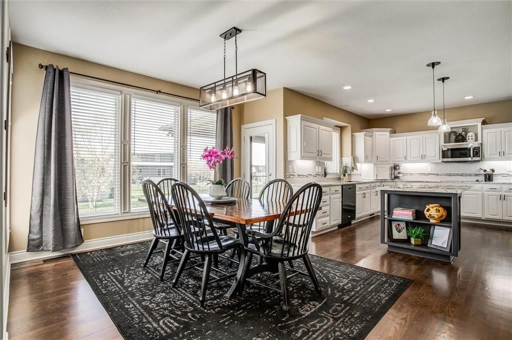 512 NE Spring Creek Place — photo 18