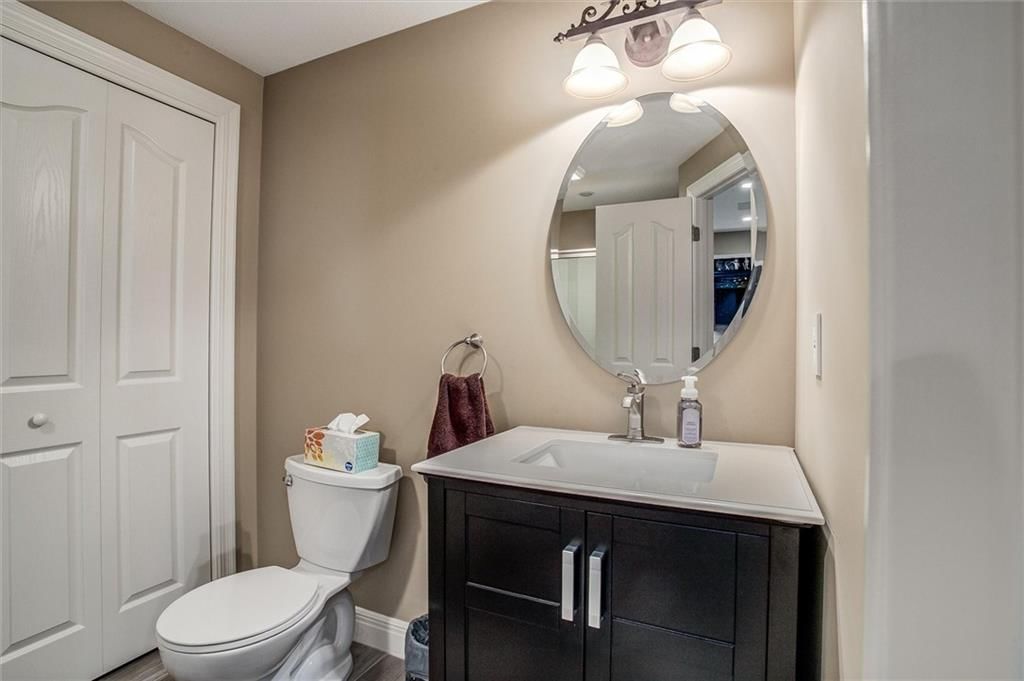 512 NE Spring Creek Place — photo 23