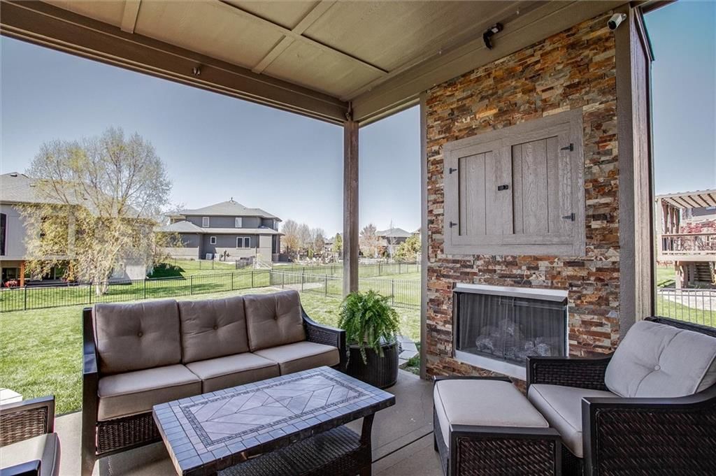 512 NE Spring Creek Place — photo 41