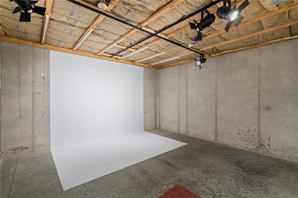 7865 W 157TH Terrace — photo 46