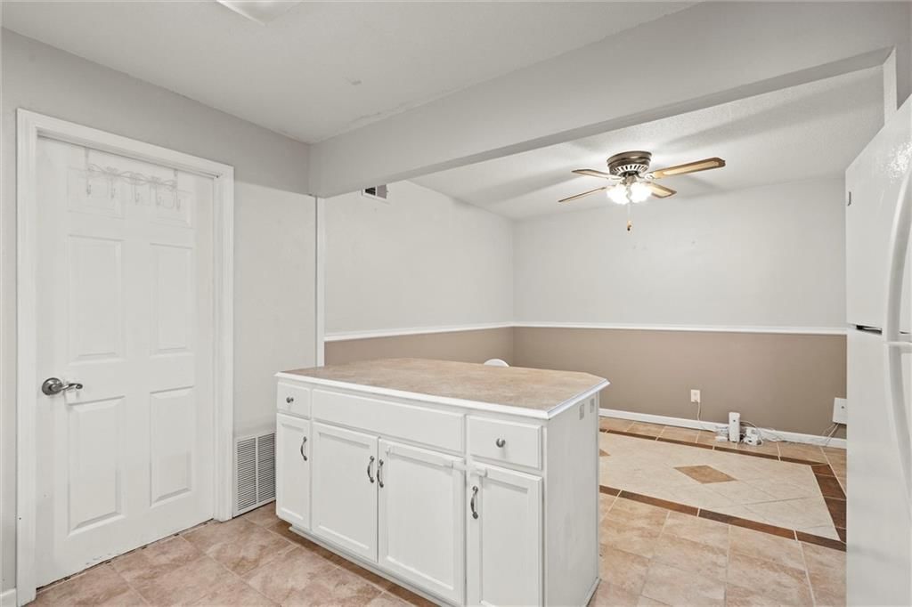9626 Perry Lane — photo 14