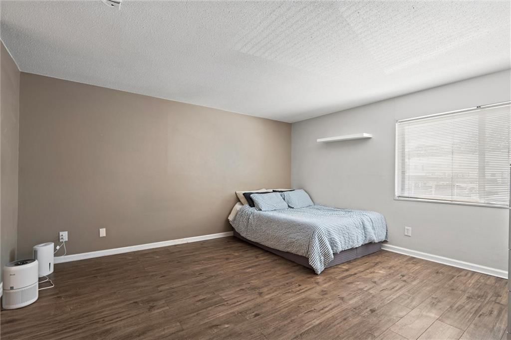 9626 Perry Lane — photo 16