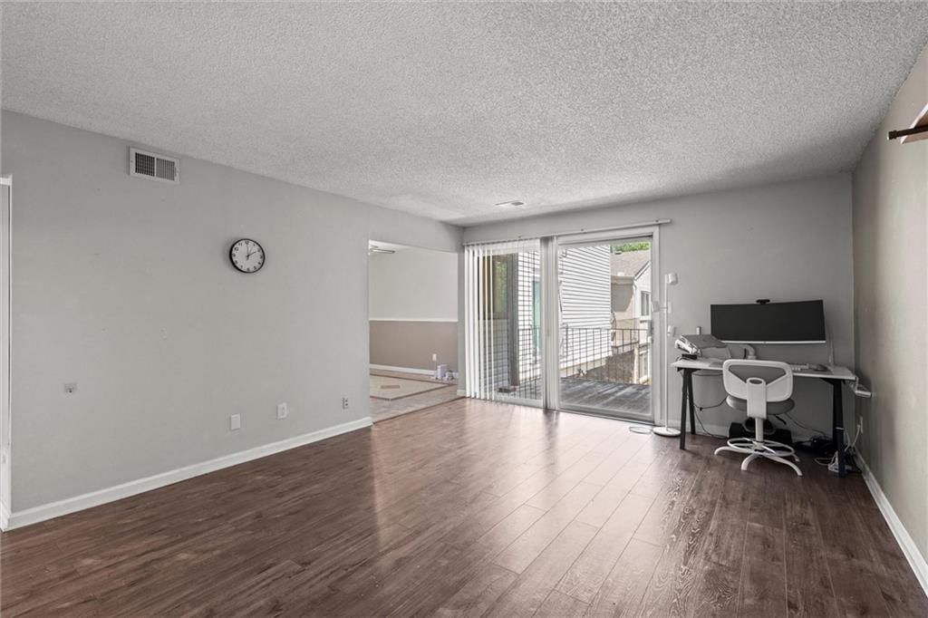 9626 Perry Lane — photo 4