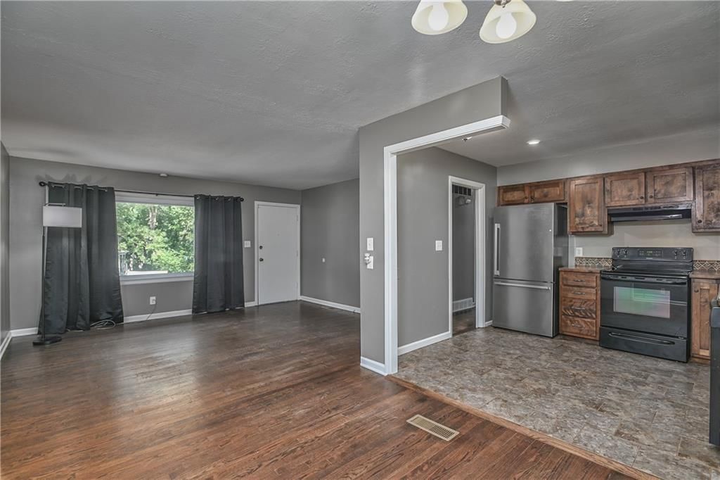 5317 Hunter Street — photo 2
