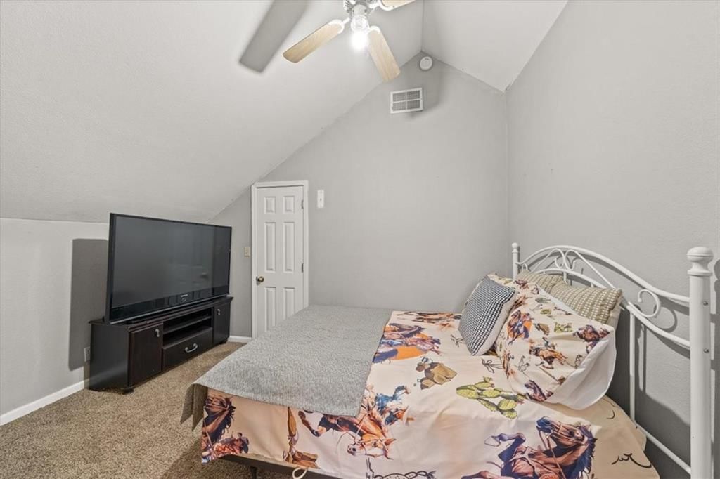 714 Cedar N/A — photo 18