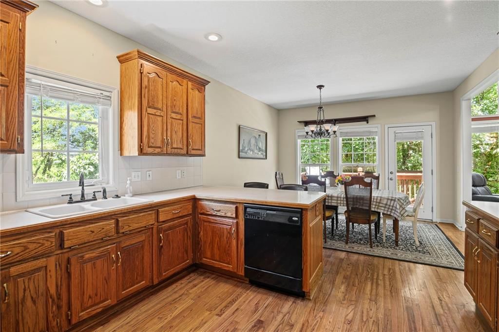 6202 NW 79th Street — photo 11