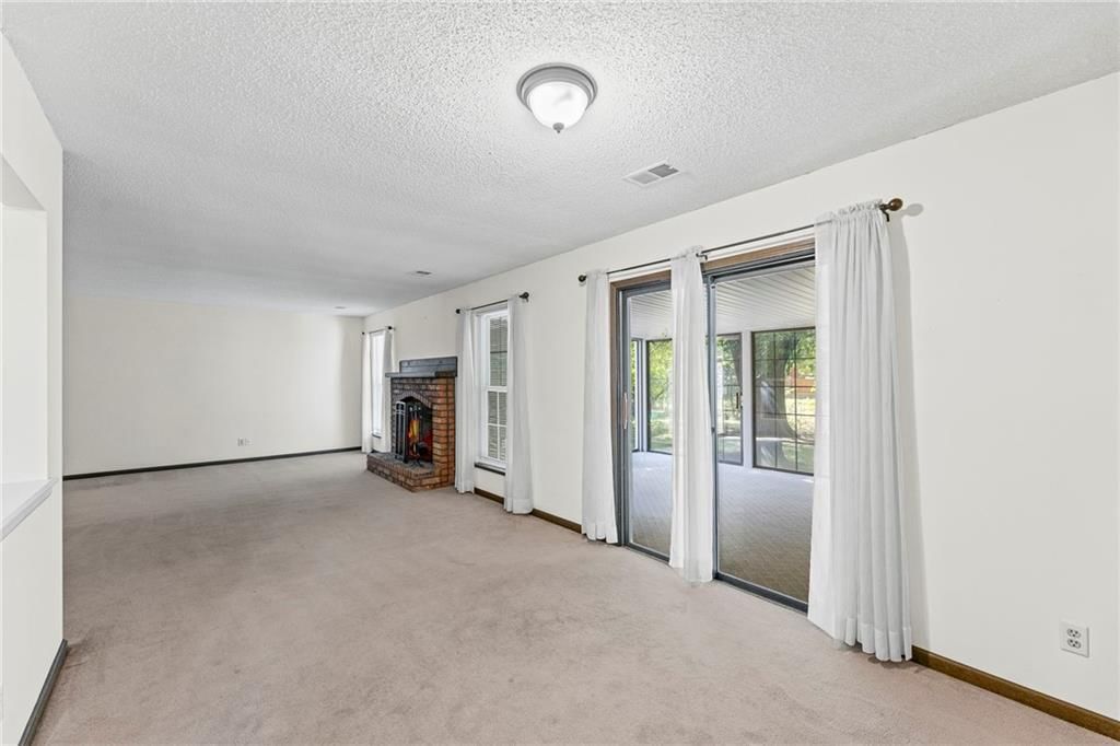 14124 S Summertree Lane — photo 8