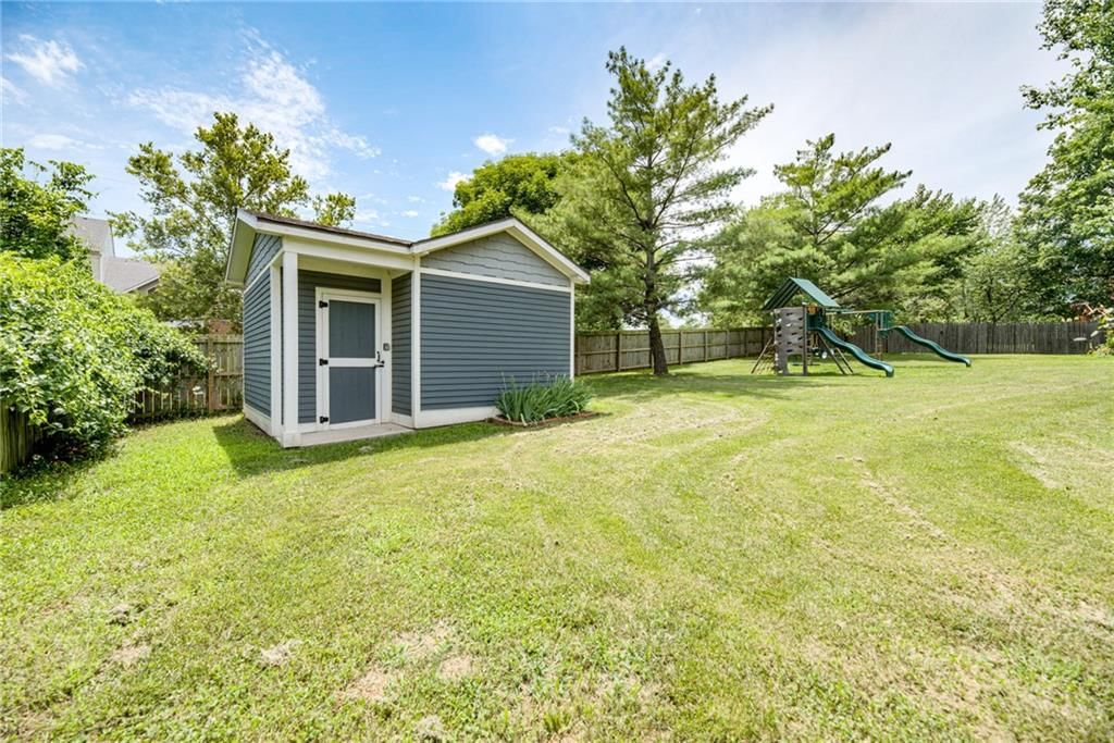 4427 NW 64th Terrace — photo 54