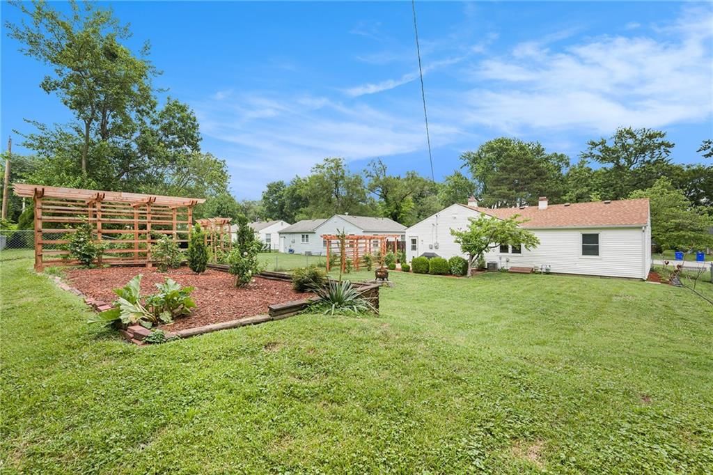 7134 Riggs Street — photo 16