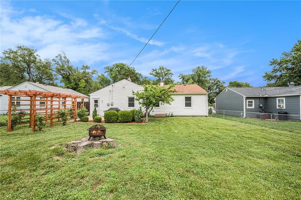 7134 Riggs Street — photo 17