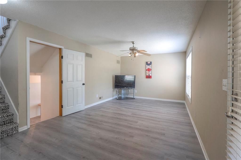 18715 W 159 Terrace — photo 16