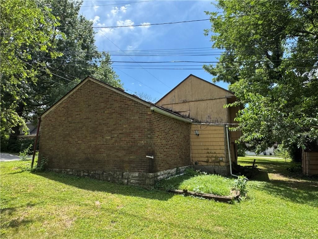 8126 Lydia Avenue — photo 5