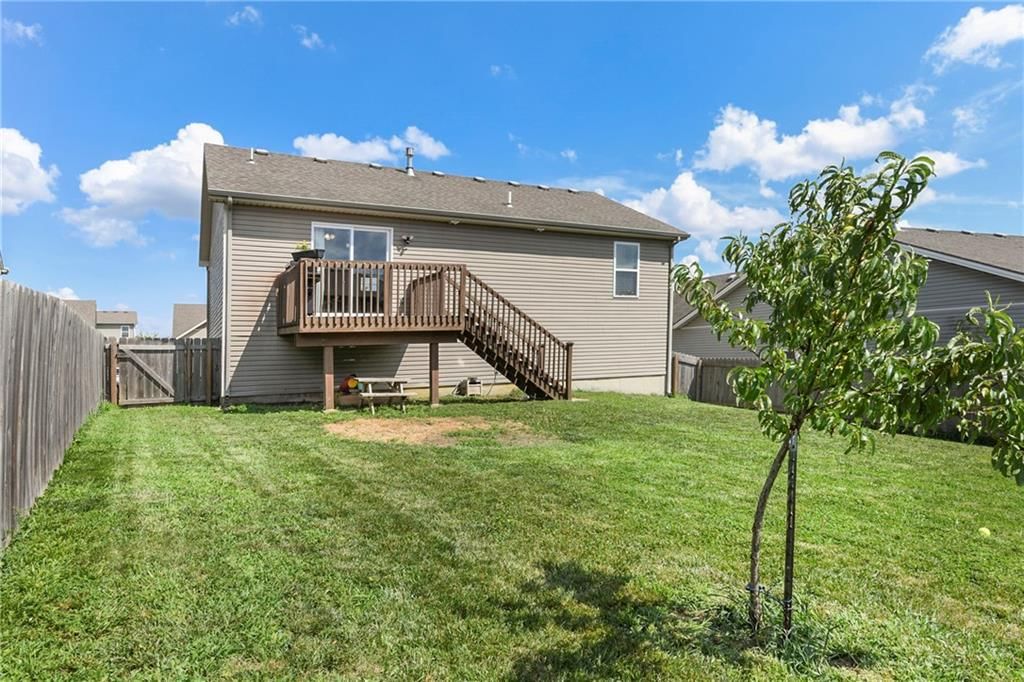 14324 Richmond Avenue — photo 34